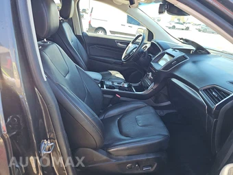 2019 Ford Edge Titanium – miniatura 8