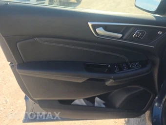 2019 Ford Edge Titanium - miniatura 9