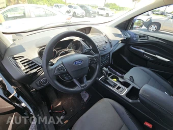 2019 Ford Escape S - miniatura 11