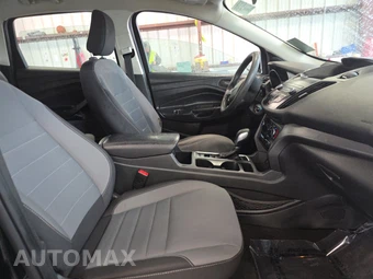 2019 Ford Escape S – miniatura 8