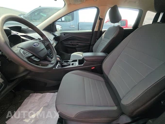 2019 Ford Escape S – miniatura 7