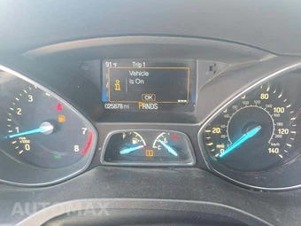 2019 Ford Escape S – miniatura 6