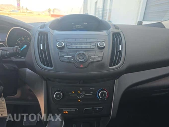 2019 Ford Escape S – miniatura 7