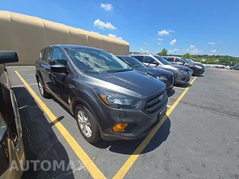 2019 Ford Escape S – miniatura 3