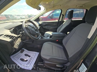 2019 Ford Escape S – miniatura 7