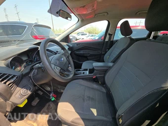 2019 Ford Escape S – miniatura 7
