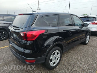 2019 Ford Escape S – miniatura 4