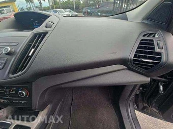 2019 Ford Escape S – miniatura 19