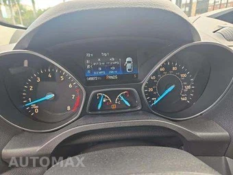 2019 Ford Escape S – miniatura 9