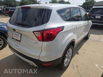 2019 Ford Escape SE – miniatura 3