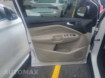 2019 Ford Escape SE - miniatura 9