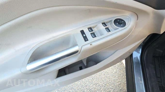 2019 Ford Escape SE - miniatura 48