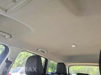 2019 Ford Escape SE - miniatura 8