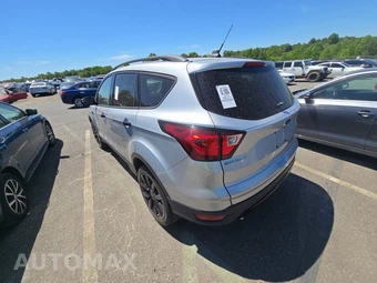 2019 Ford Escape SE – miniatura 6