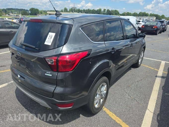 2019 Ford Escape SE - miniatura 3