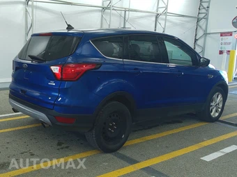 2019 Ford Escape SE – miniatura 4