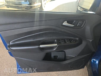 2019 Ford Escape SE – miniatura 9