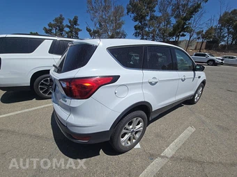 2019 Ford Escape SE - miniatura 4