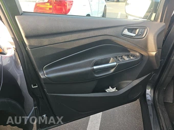 2019 Ford Escape SE - miniatura 9