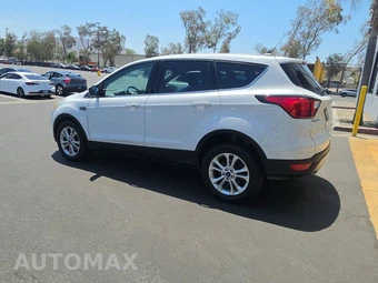 2019 Ford Escape SE – miniatura 6