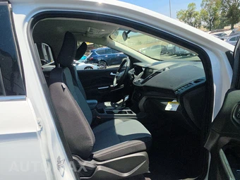 2019 Ford Escape SE – miniatura 8