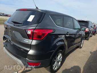 2019 Ford Escape SE – miniatura 4