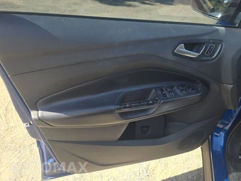 2019 Ford Escape SE – miniatura 9