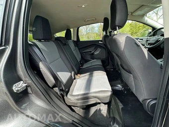 2019 Ford Escape SE – miniatura 18