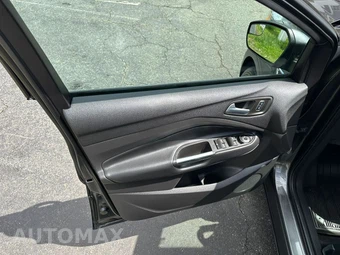 2019 Ford Escape SE – miniatura 32