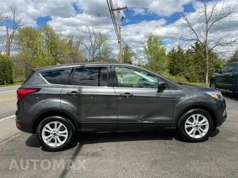 2019 Ford Escape SE – miniatura 8