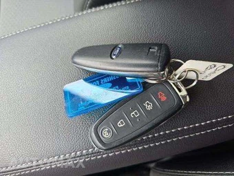 2019 Ford Escape SE – miniatura 8