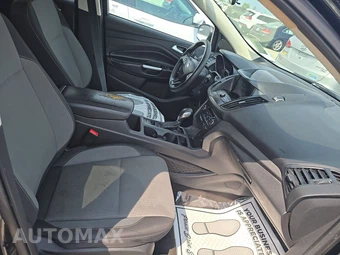 2019 Ford Escape SE - miniatura 8