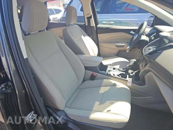 2019 Ford Escape SE - miniatura 18