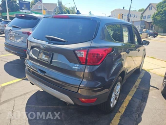2019 Ford Escape SE - miniatura 3
