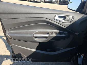 2019 Ford Escape SE – miniatura 9