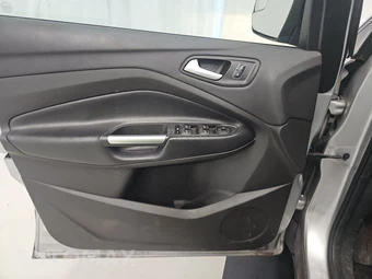 2019 Ford Escape SE - miniatura 9