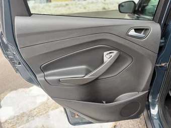 2019 Ford Escape SE – miniatura 25