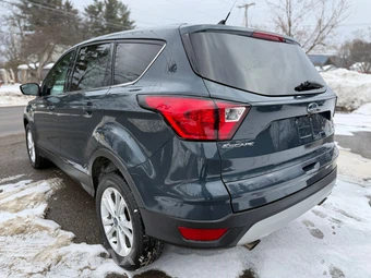 2019 Ford Escape SE – miniatura 4