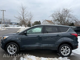 2019 Ford Escape SE – miniatura 7