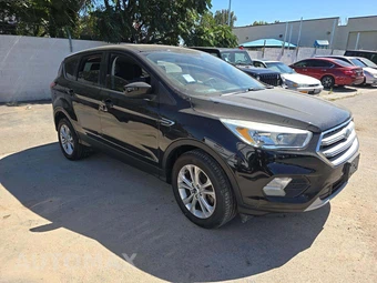 2019 Ford Escape SE – miniatura 4
