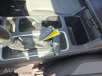 2019 Ford Escape SE – miniatura 8