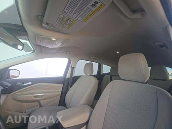 2019 Ford Escape SE – miniatura 8