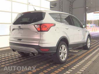 2019 Ford Escape SE - miniatura 4