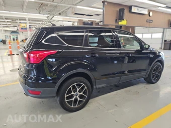 2019 Ford Escape SE – miniatura 4