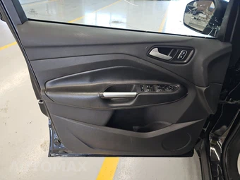 2019 Ford Escape SE – miniatura 9