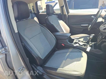 2019 Ford Escape SE - miniatura 18