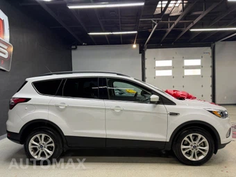 2019 Ford Escape SE - miniatura 10