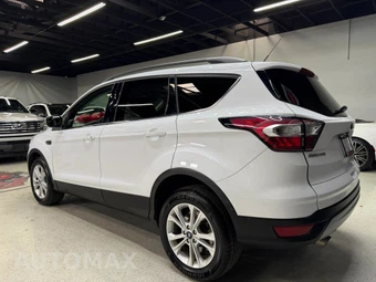 2019 Ford Escape SE - miniatura 17
