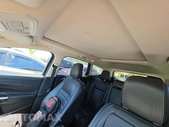 2019 Ford Escape SEL – miniatura 11