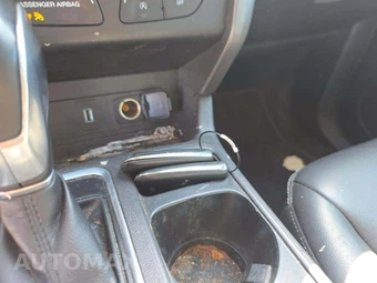 2019 Ford Escape SEL - miniatura 8